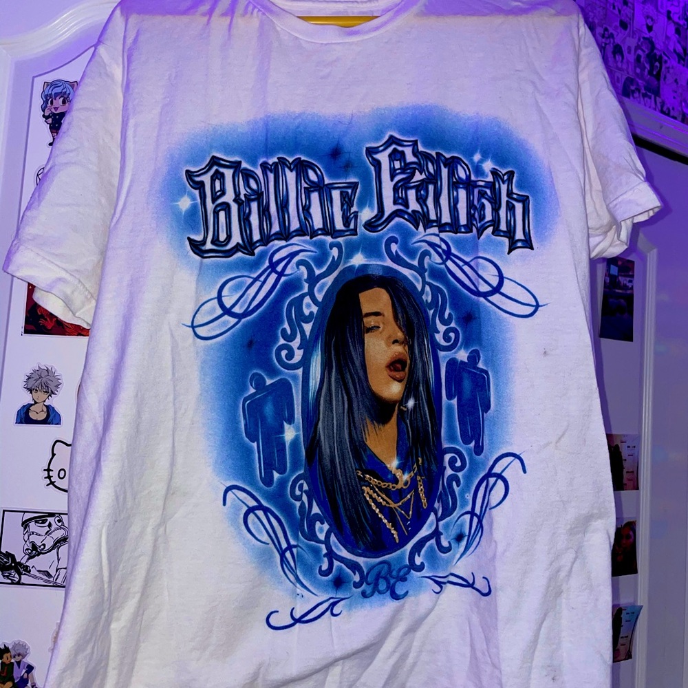 Hot topic- Billie Eilish Graphic Tee